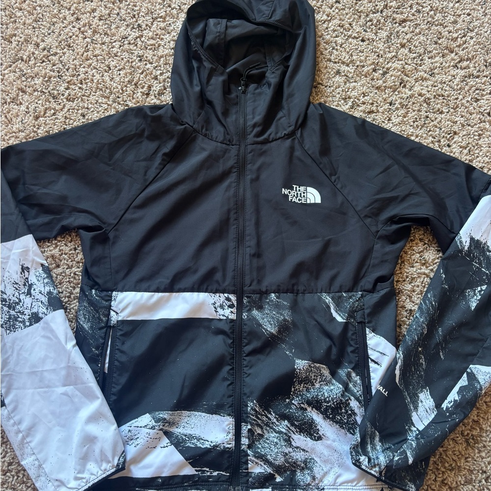 The North Face Woman’s Black and White Raincoat